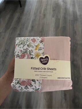 🍃Parent's Choice Pink Floral Fitted Crib Sheets - 2-Pack